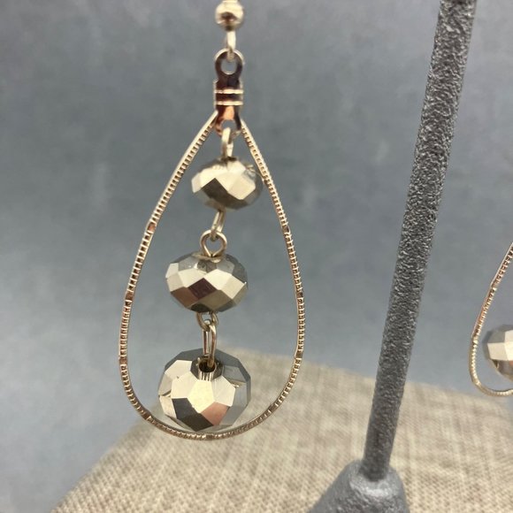 Dangle Pierced Earrings Silver Textured Teardrop Gunmetal Faceted Triple Bead - Picture 3 of 5